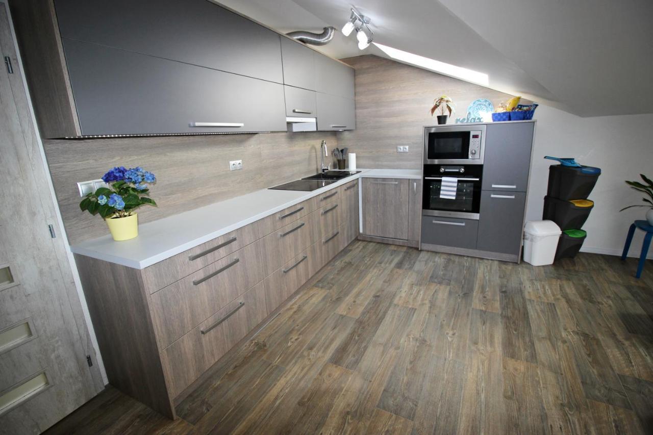 Shiny Star Apartman Spišská Nová Ves Екстериор снимка